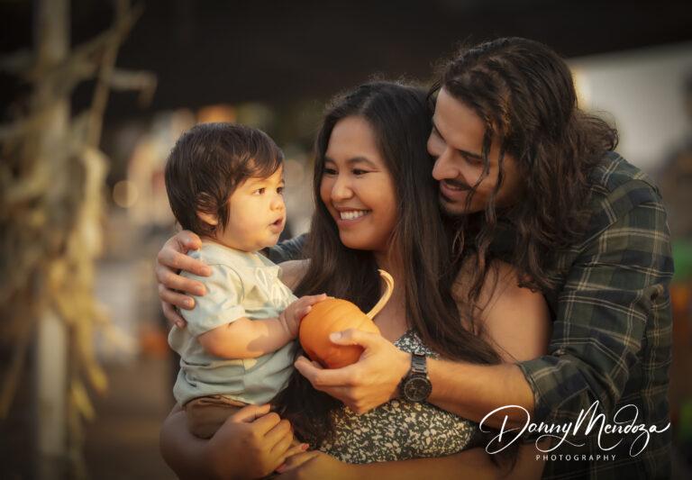 Family Photoshoot at pumpkin patch